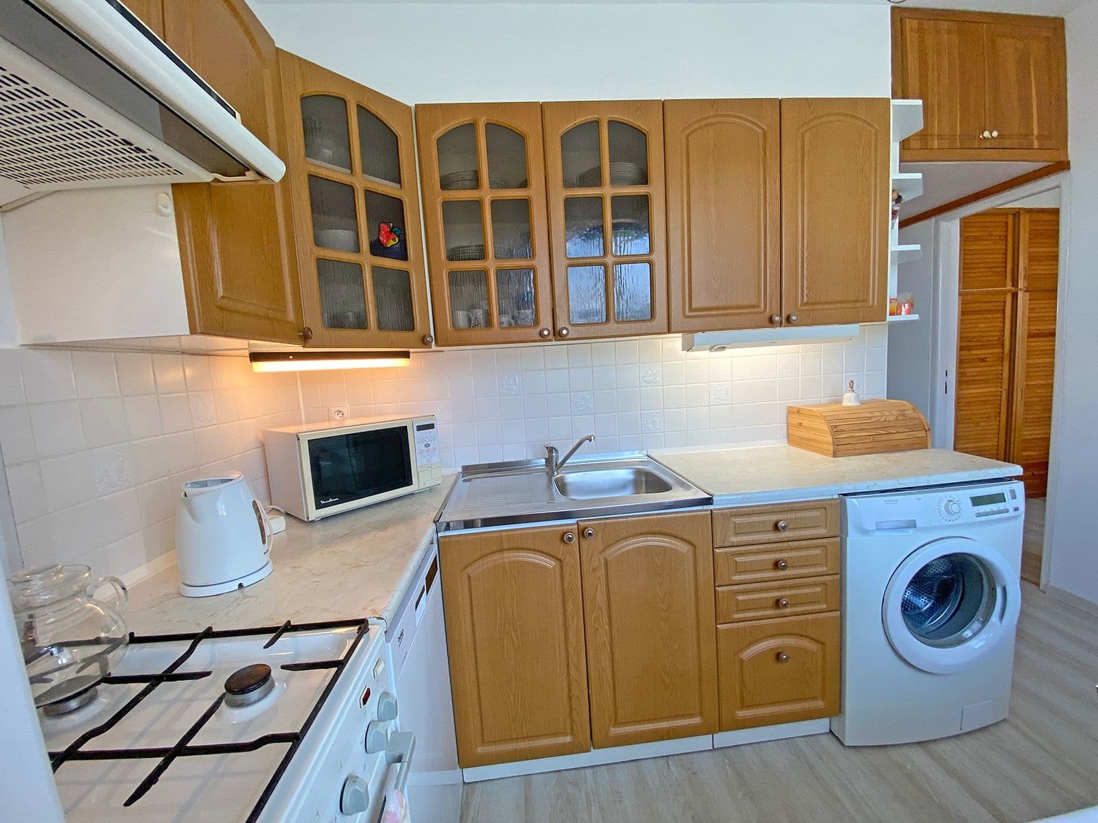 Prenájom bytu 3-izbový 76 m², Jasmínová, Praha, Praha Prenájom bytu 3-izbový 76 m², Jasmínová, Praha, Praha