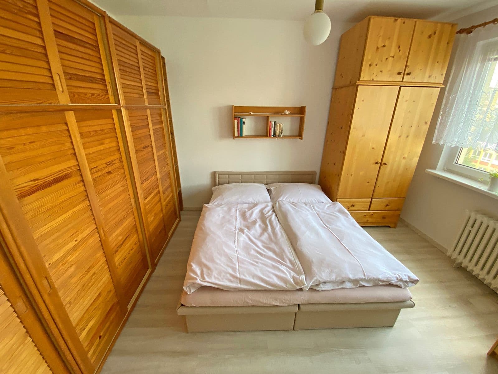 Prenájom bytu 3-izbový 76 m², Jasmínová, Praha, Praha Prenájom bytu 3-izbový 76 m², Jasmínová, Praha, Praha