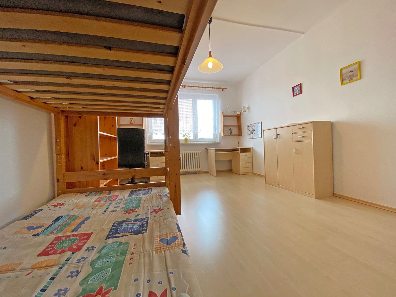 Prenájom bytu 3-izbový 76 m², Jasmínová, Praha, Praha Prenájom bytu 3-izbový 76 m², Jasmínová, Praha, Praha