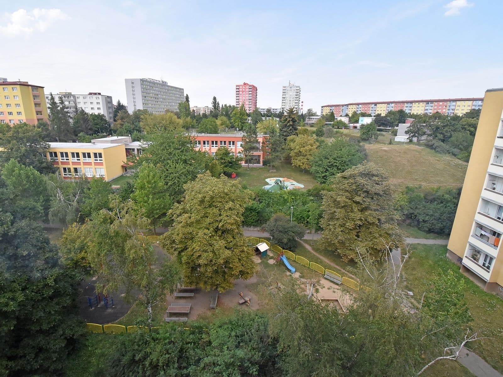 Prenájom bytu 3-izbový 76 m², Jasmínová, Praha, Praha Prenájom bytu 3-izbový 76 m², Jasmínová, Praha, Praha