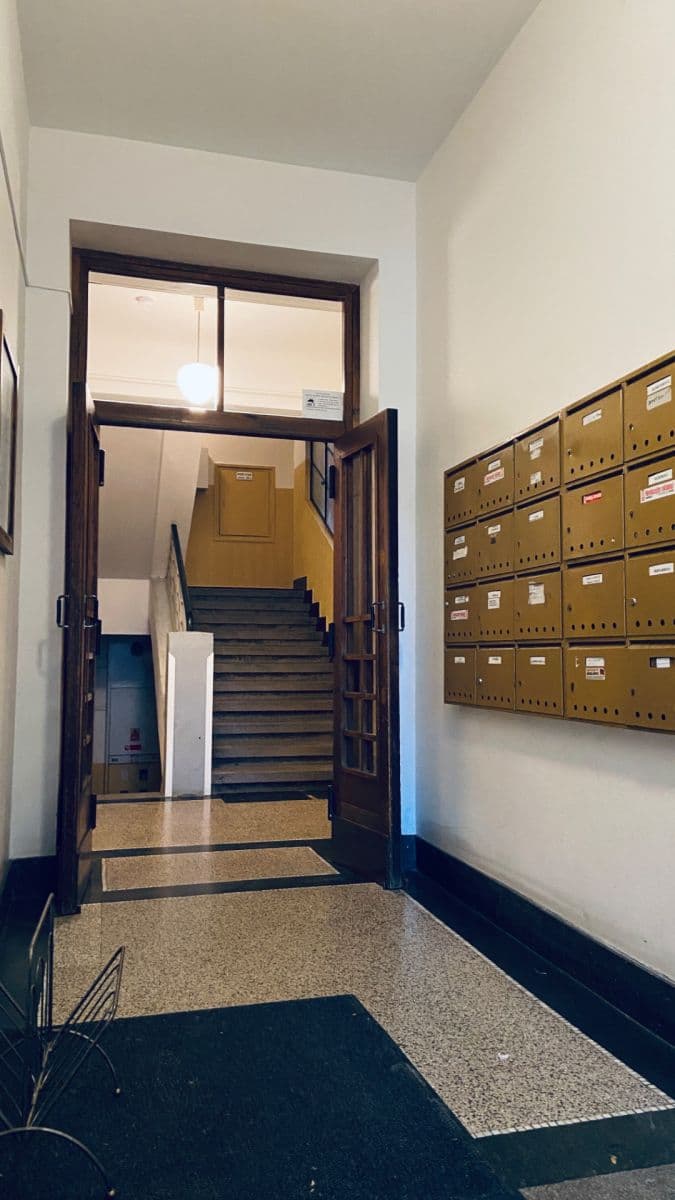 Predaj bytu 2-izbový 50 m², Komunardů, Praha, Praha Predaj bytu 2-izbový 50 m², Komunardů, Praha, Praha