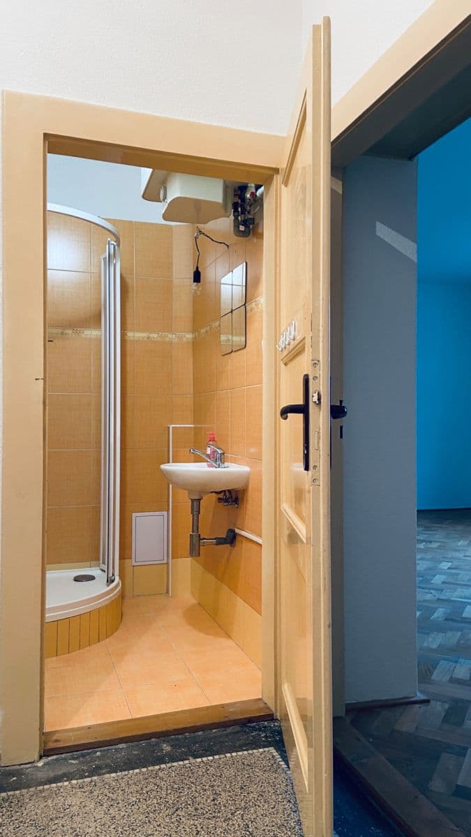 Predaj bytu 2-izbový 50 m², Komunardů, Praha, Praha Predaj bytu 2-izbový 50 m², Komunardů, Praha, Praha