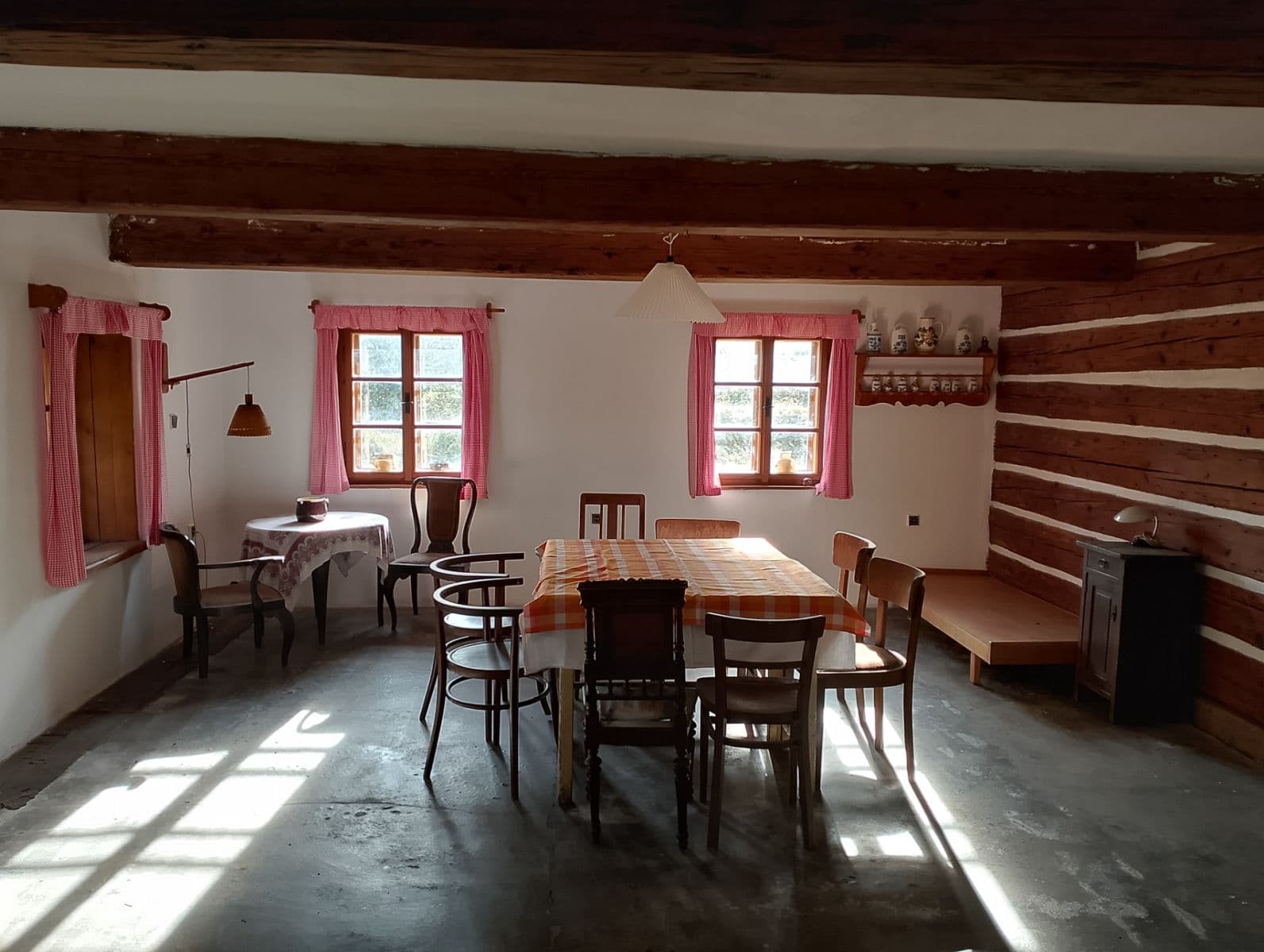 Predaj rekreačného objektu 150 m², pozemek 1.600 m², Dubá, Liberecký kraj Predaj rekreačného objektu 150 m², pozemek 1.600 m², Dubá, Liberecký kraj