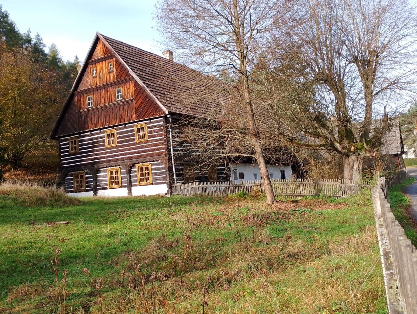 Predaj rekreačného objektu 150 m², pozemek 1.600 m², Dubá, Liberecký kraj Predaj rekreačného objektu 150 m², pozemek 1.600 m², Dubá, Liberecký kraj