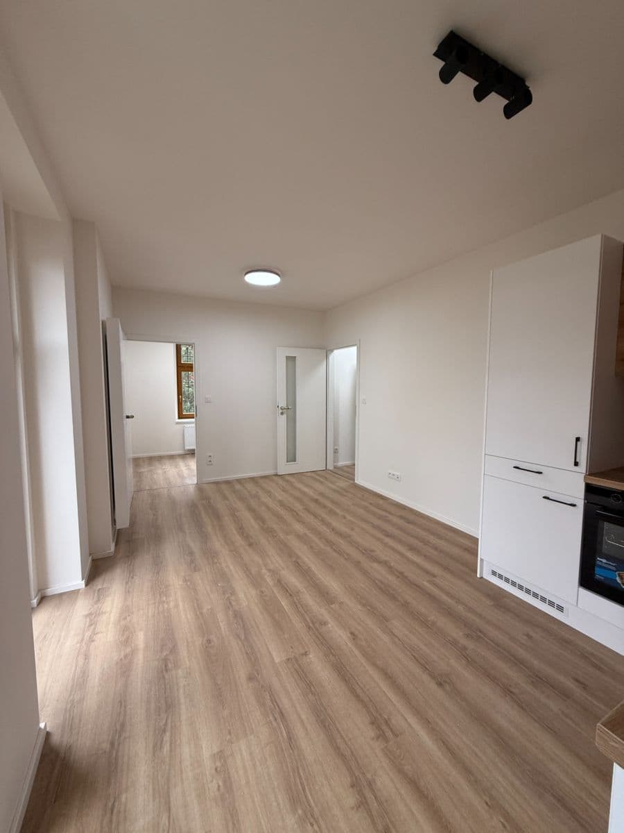 Prenájom bytu 2-izbový 35 m², Jenečská, Praha, Praha Prenájom bytu 2-izbový 35 m², Jenečská, Praha, Praha