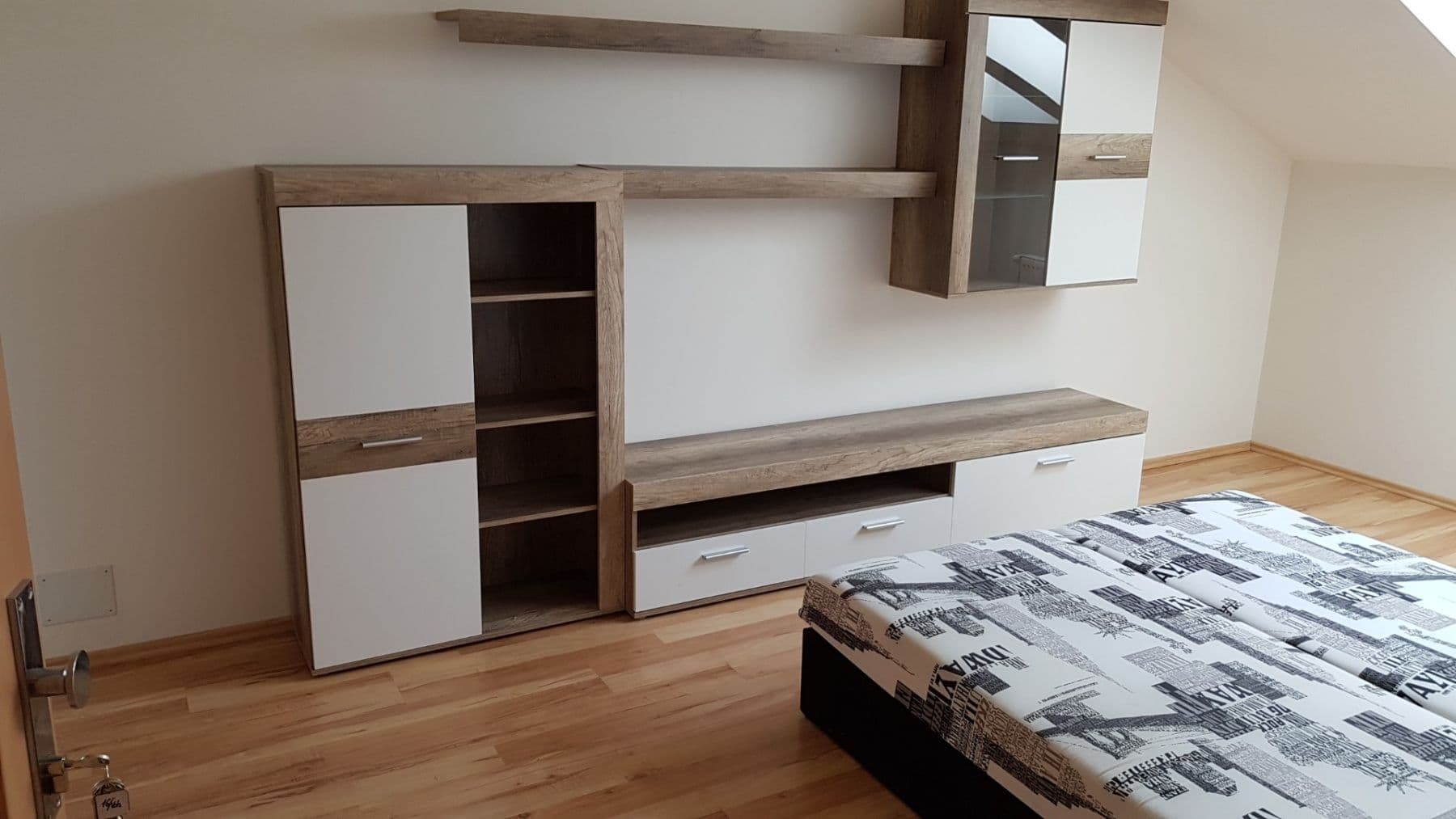 Prenájom bytu 1-izbový 37 m², Průmyslová, Plzeň, Plzeňský kraj Prenájom bytu 1-izbový 37 m², Průmyslová, Plzeň, Plzeňský kraj