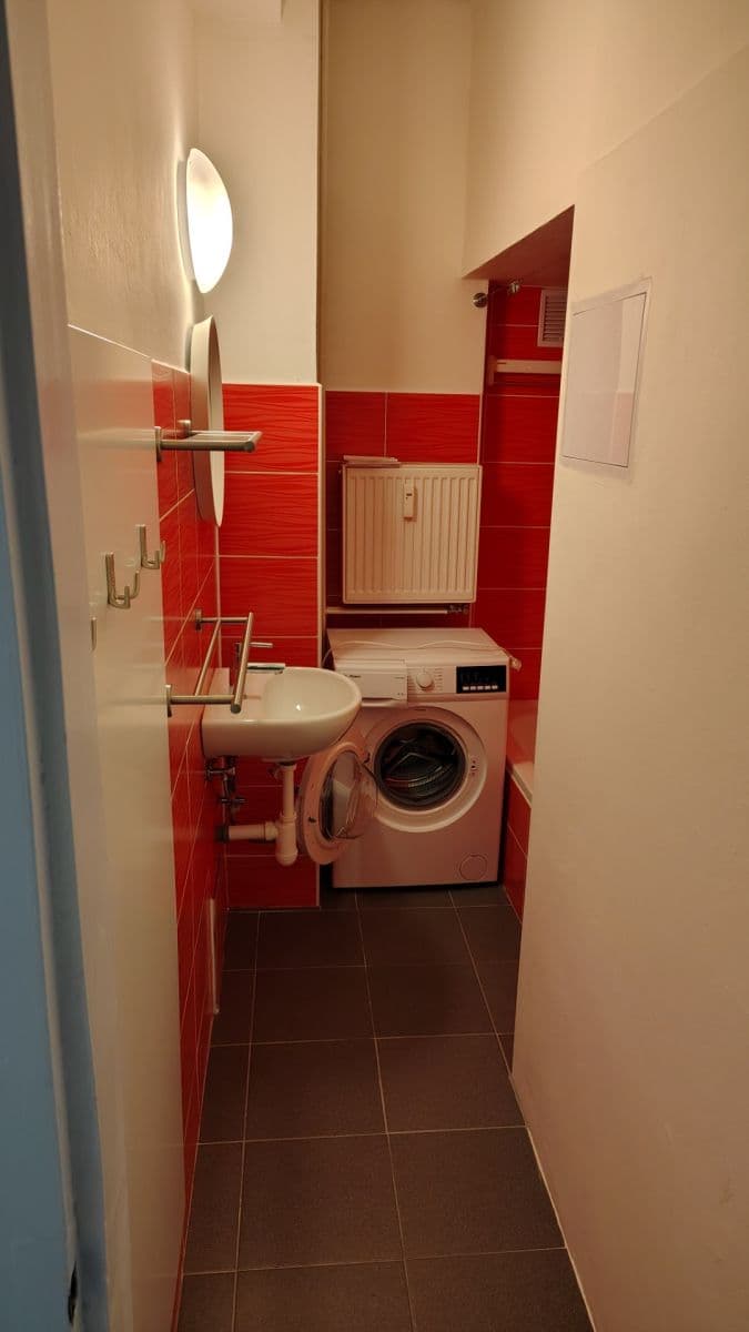 Prenájom bytu 2-izbový 73 m², Botanická, Brno, Jihomoravský kraj Prenájom bytu 2-izbový 73 m², Botanická, Brno, Jihomoravský kraj