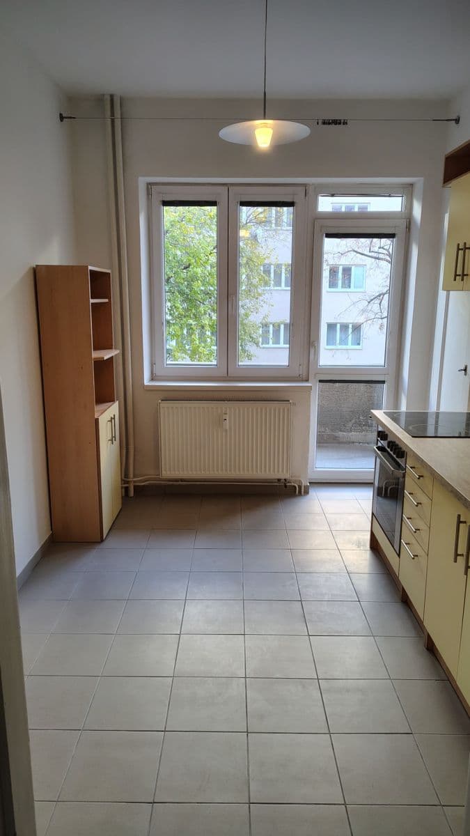 Prenájom bytu 2-izbový 73 m², Botanická, Brno, Jihomoravský kraj Prenájom bytu 2-izbový 73 m², Botanická, Brno, Jihomoravský kraj