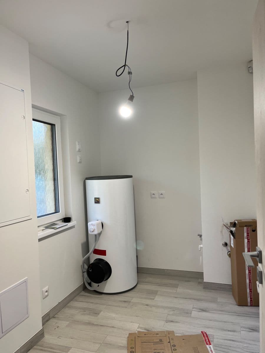 Predaj domu 160 m², pozemek 700 m², Sadov, Karlovarský kraj Predaj domu 160 m², pozemek 700 m², Sadov, Karlovarský kraj