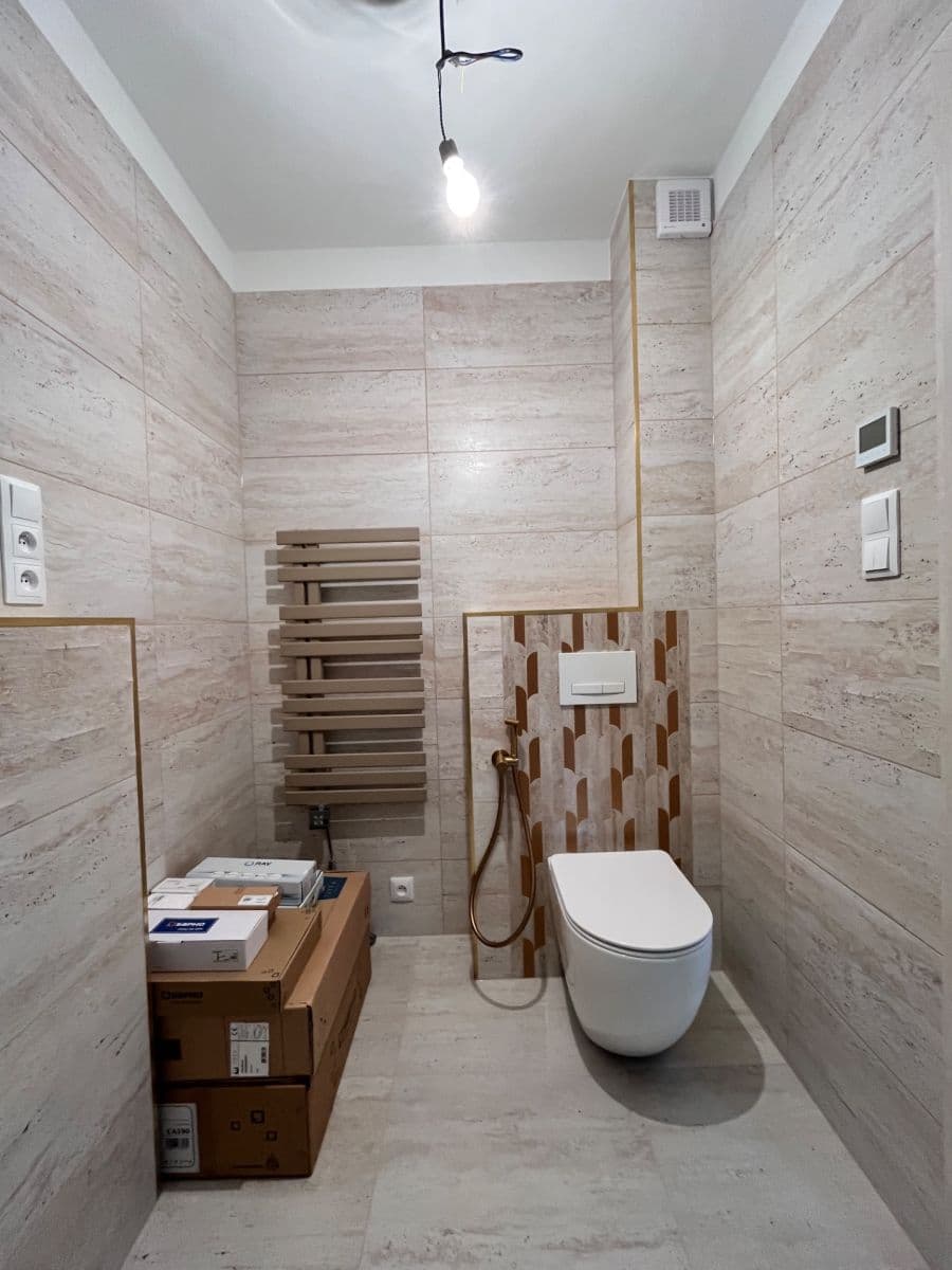 Predaj domu 160 m², pozemek 700 m², Sadov, Karlovarský kraj Predaj domu 160 m², pozemek 700 m², Sadov, Karlovarský kraj