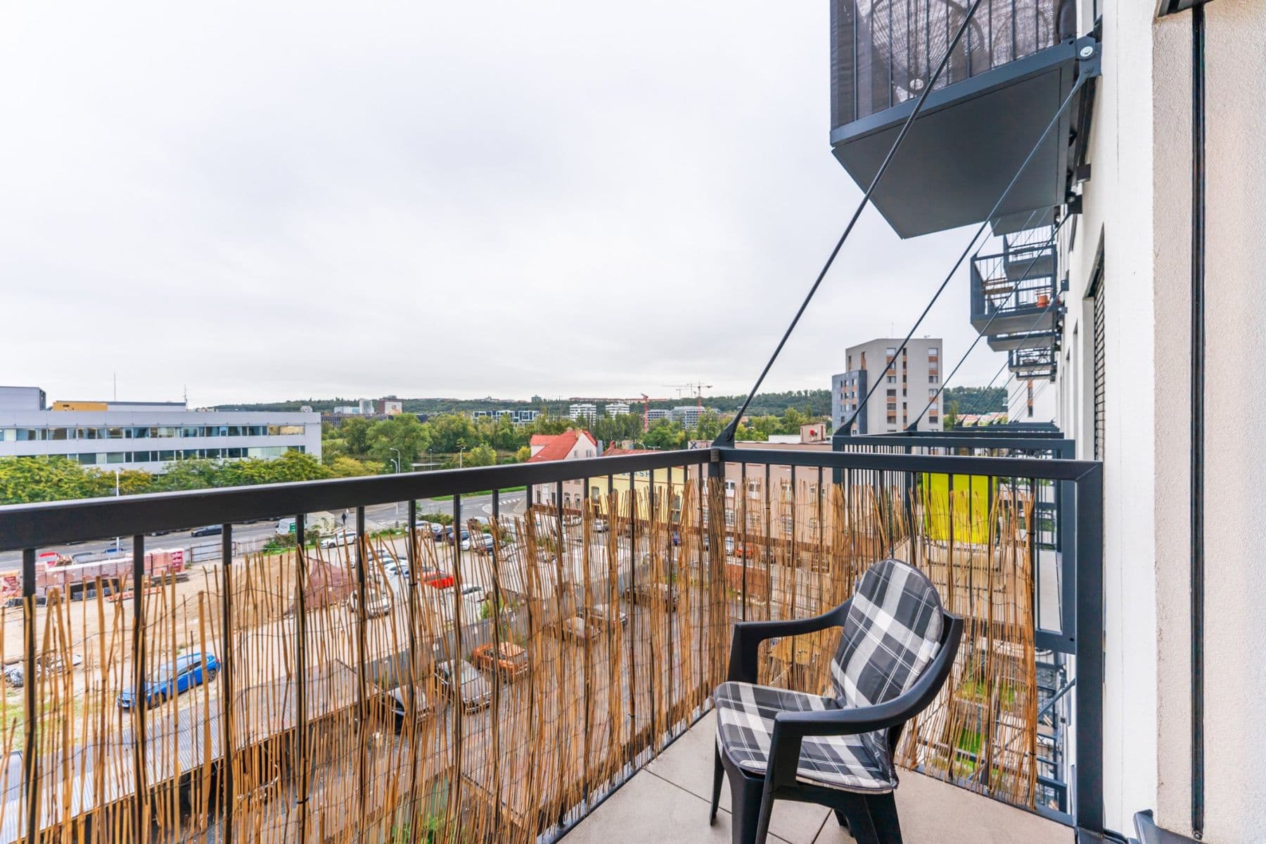 Prenájom bytu 44 m², V Háji, Praha, Praha Prenájom bytu 44 m², V Háji, Praha, Praha