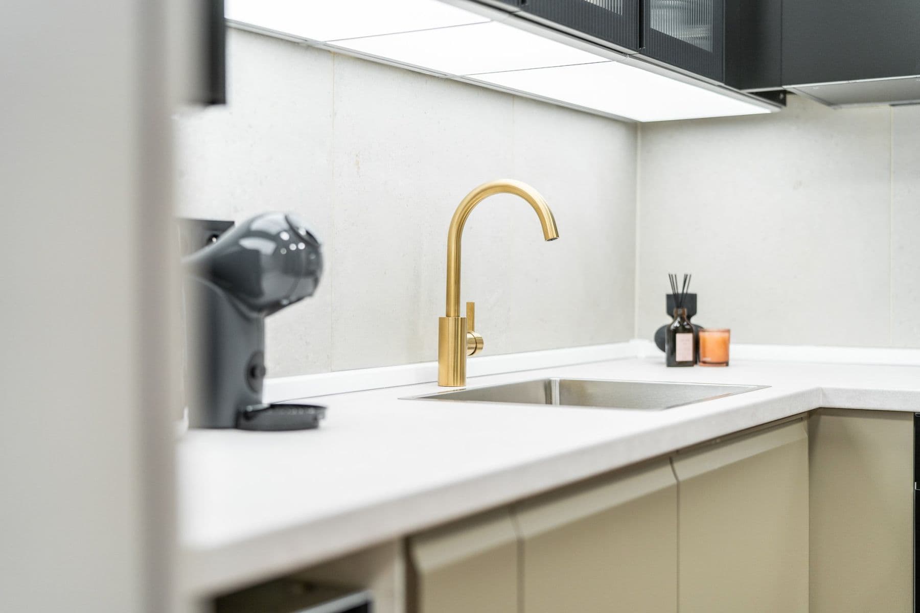 Prenájom bytu 45 m², Lublaňská, Praha, Praha Prenájom bytu 45 m², Lublaňská, Praha, Praha