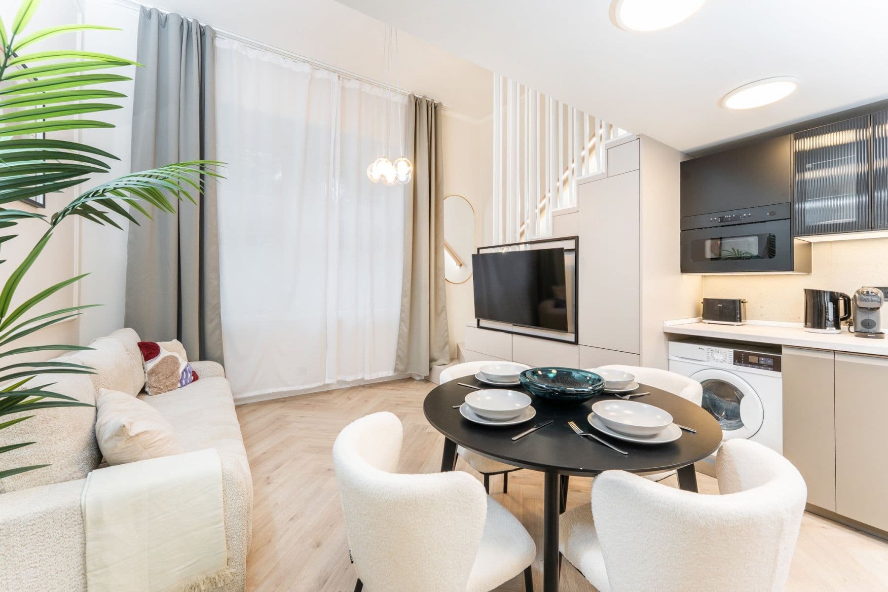 Prenájom bytu 45 m², Lublaňská, Praha, Praha Prenájom bytu 45 m², Lublaňská, Praha, Praha