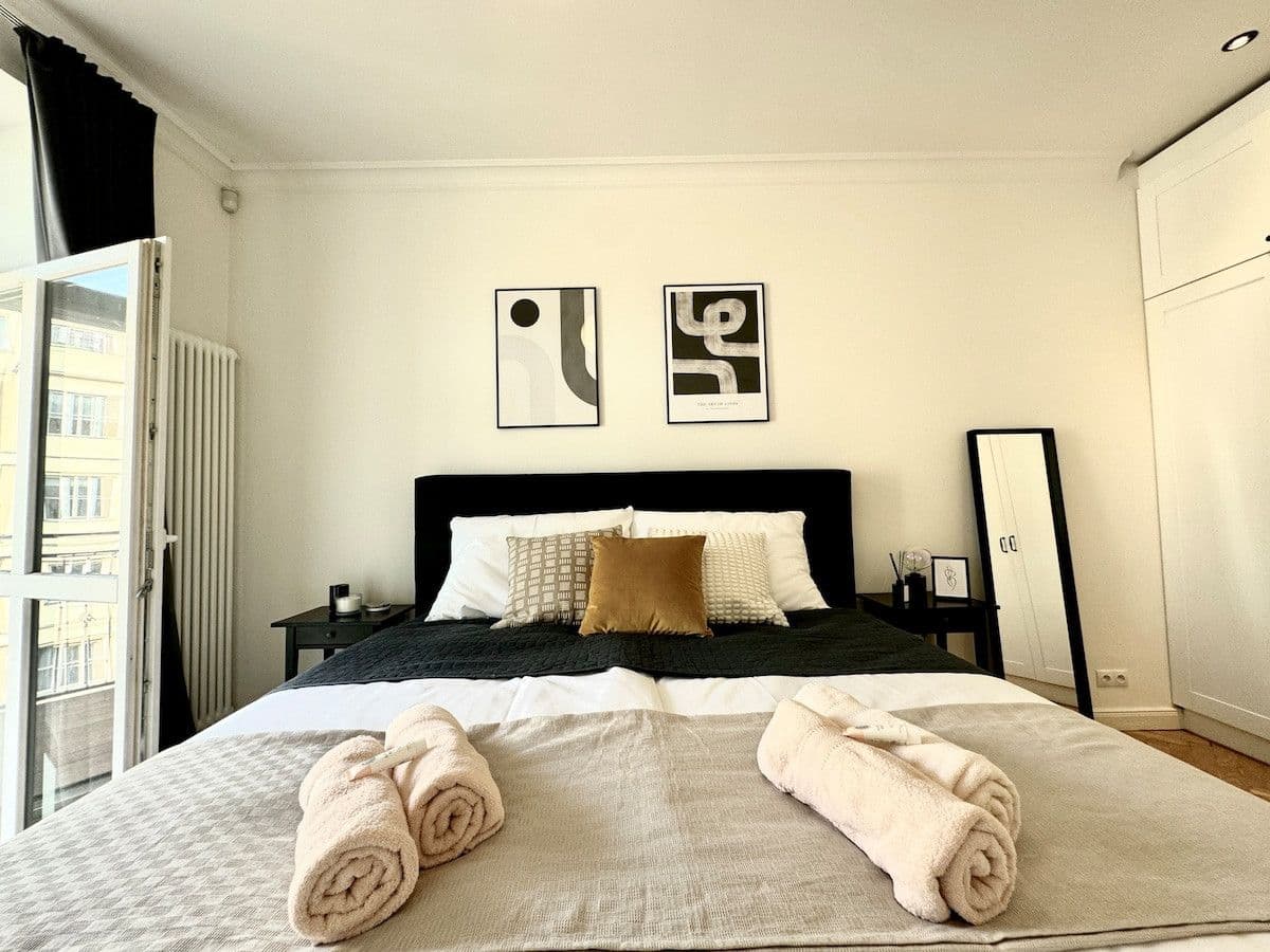 Prenájom bytu 80 m², Kroftova, Praha, Praha Prenájom bytu 80 m², Kroftova, Praha, Praha