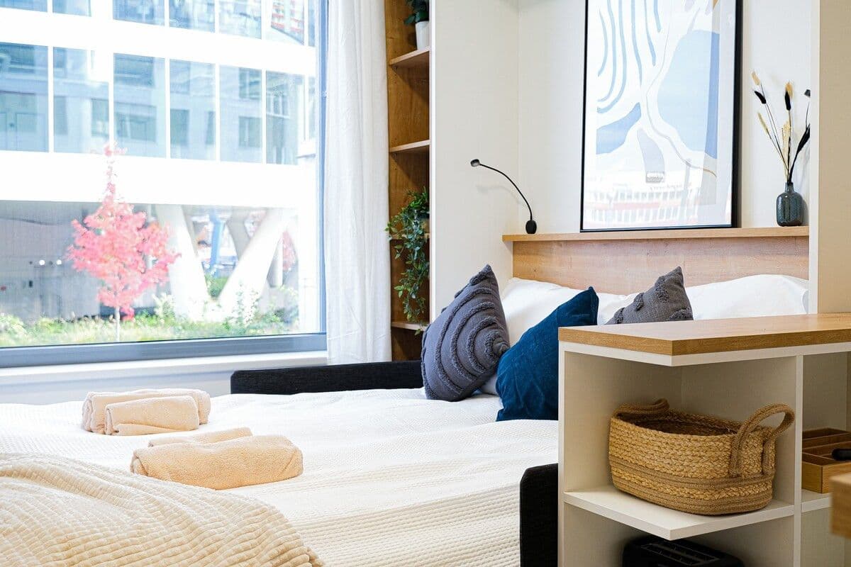 Prenájom bytu 20 m², Plzeňská, Praha, Praha Prenájom bytu 20 m², Plzeňská, Praha, Praha