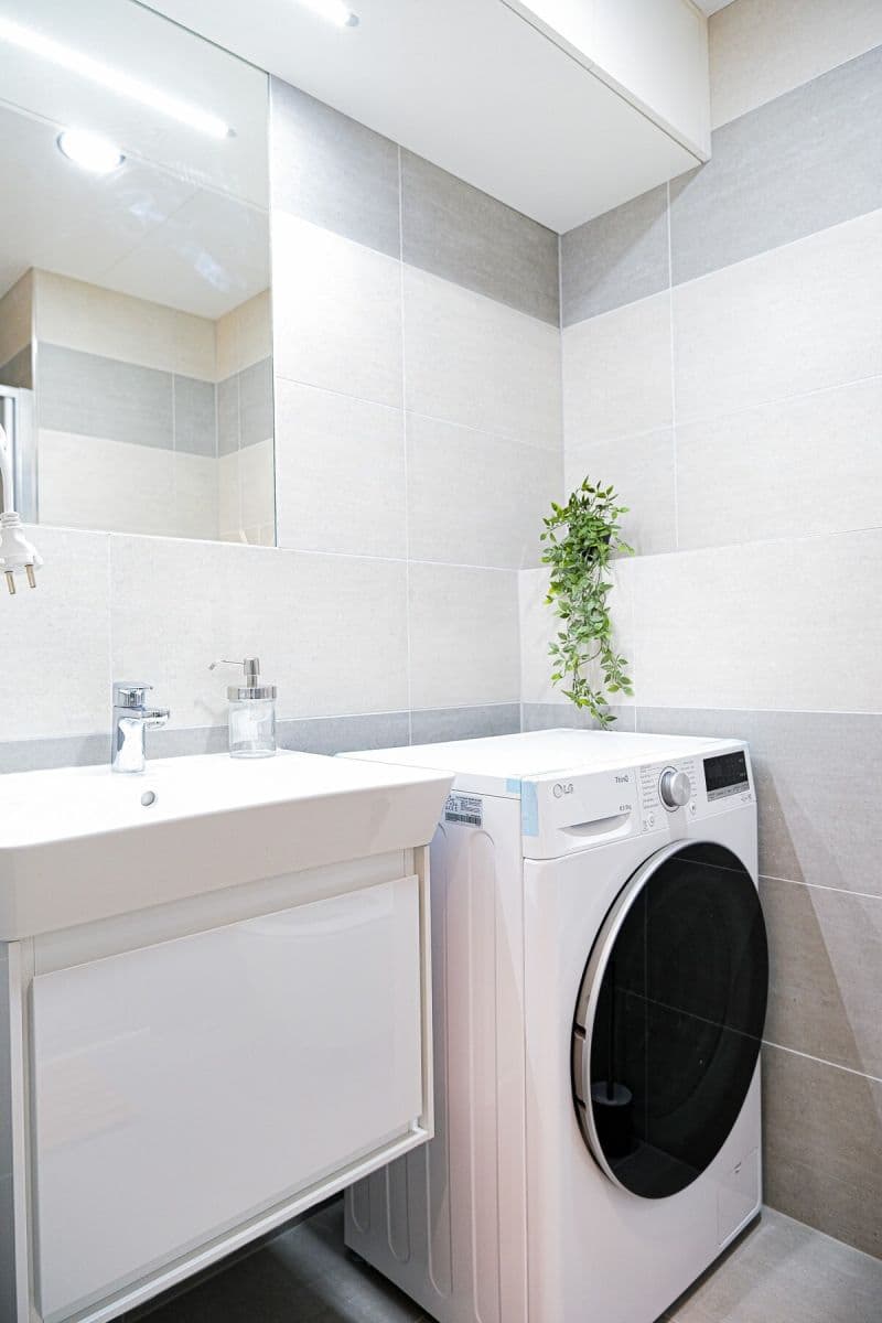 Prenájom bytu 20 m², Plzeňská, Praha, Praha Prenájom bytu 20 m², Plzeňská, Praha, Praha