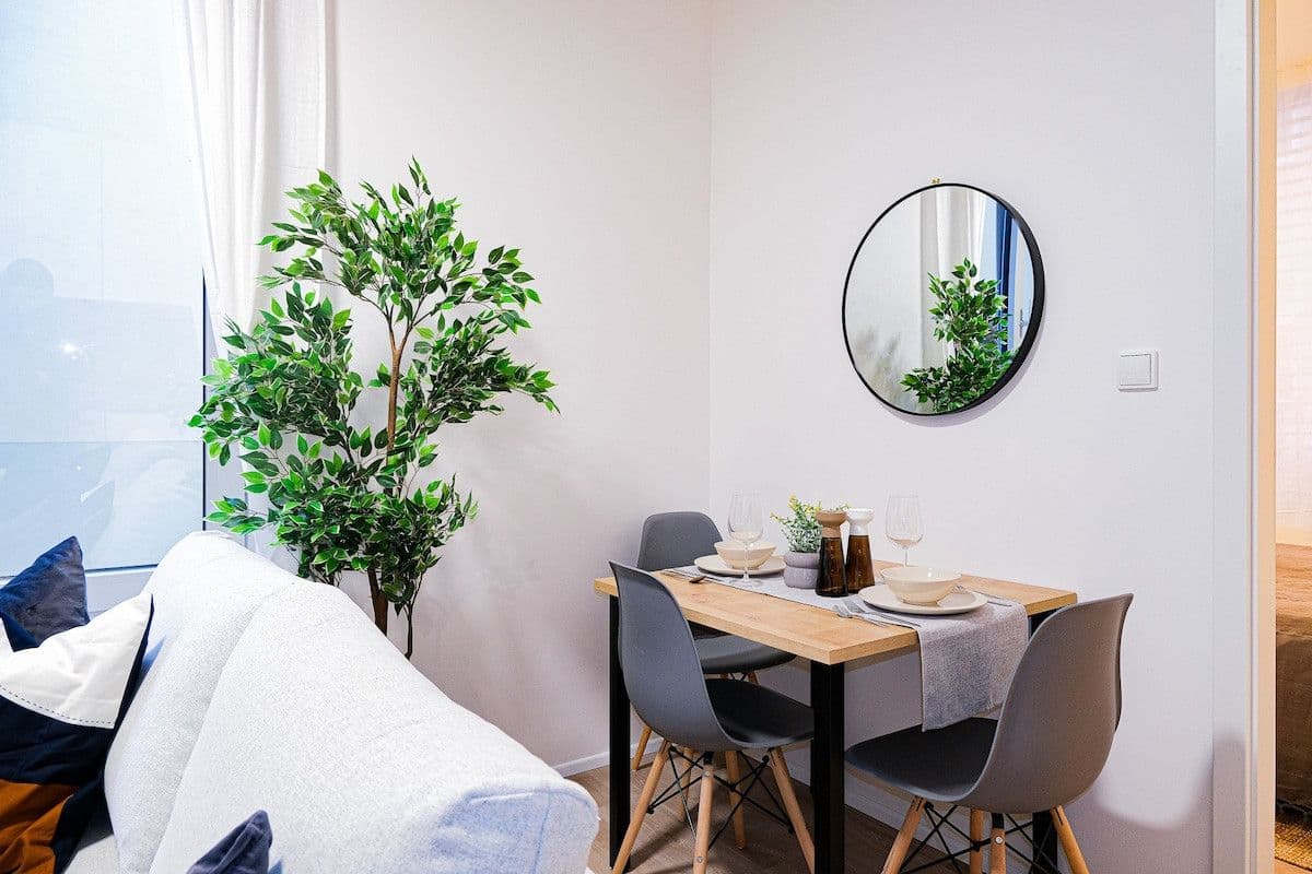 Prenájom bytu 35 m², Plzeňská, Praha, Praha Prenájom bytu 35 m², Plzeňská, Praha, Praha