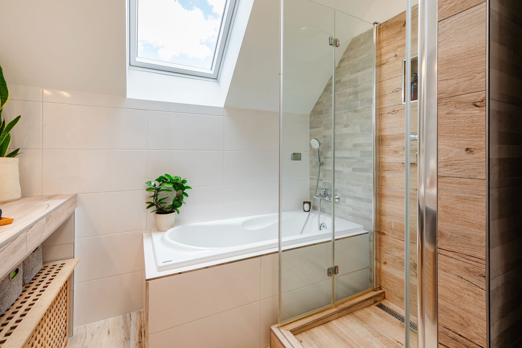 Predaj bytu 3-izbový 82 m², Křivoklátská, Praha, Praha Predaj bytu 3-izbový 82 m², Křivoklátská, Praha, Praha