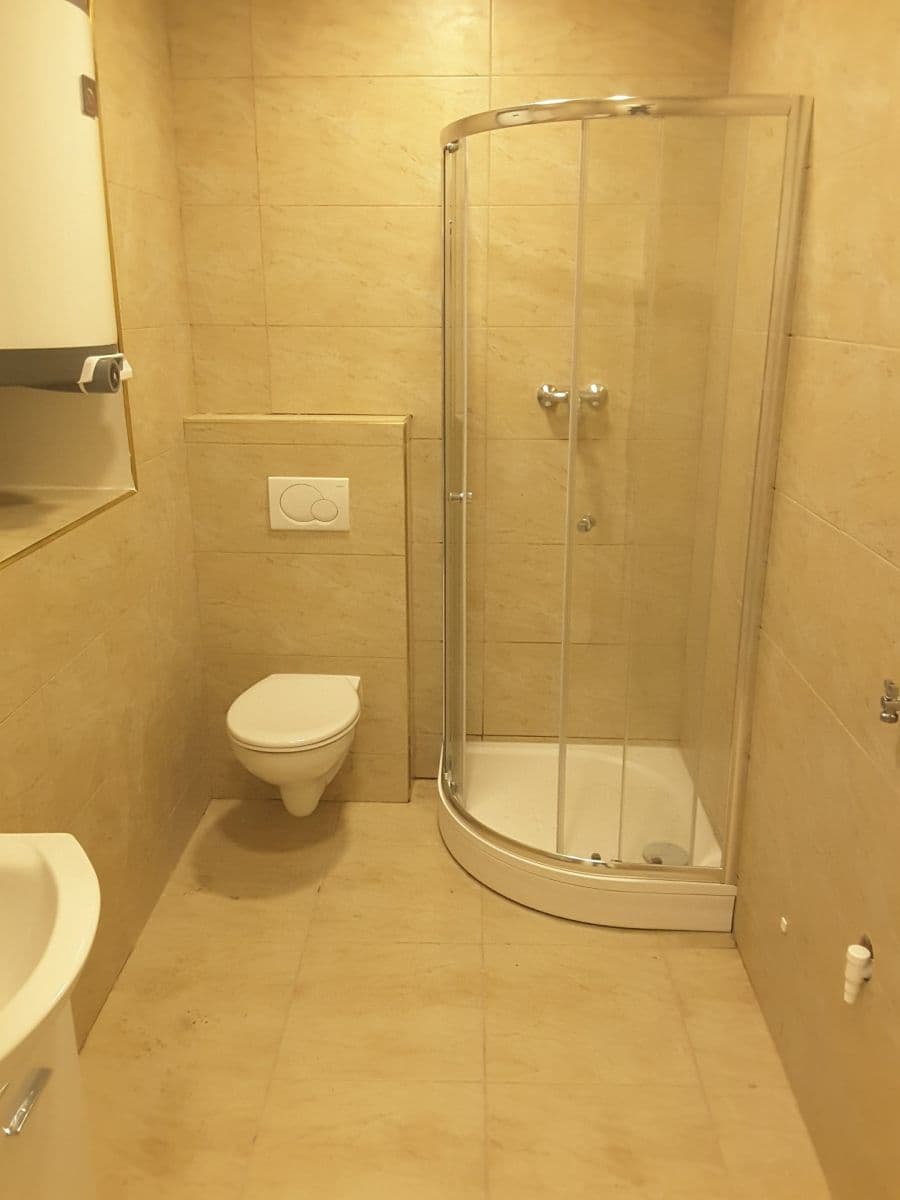 Prenájom bytu 2-izbový 50 m², Boční, Horoměřice, Středočeský kraj Prenájom bytu 2-izbový 50 m², Boční, Horoměřice, Středočeský kraj