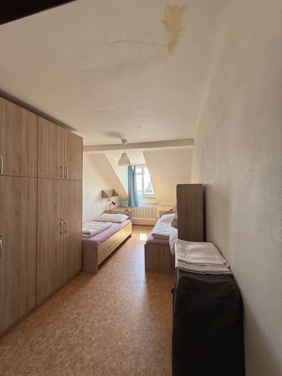 Prenájom bytu 300 m², Lublaňská, Praha, Praha Prenájom bytu 300 m², Lublaňská, Praha, Praha
