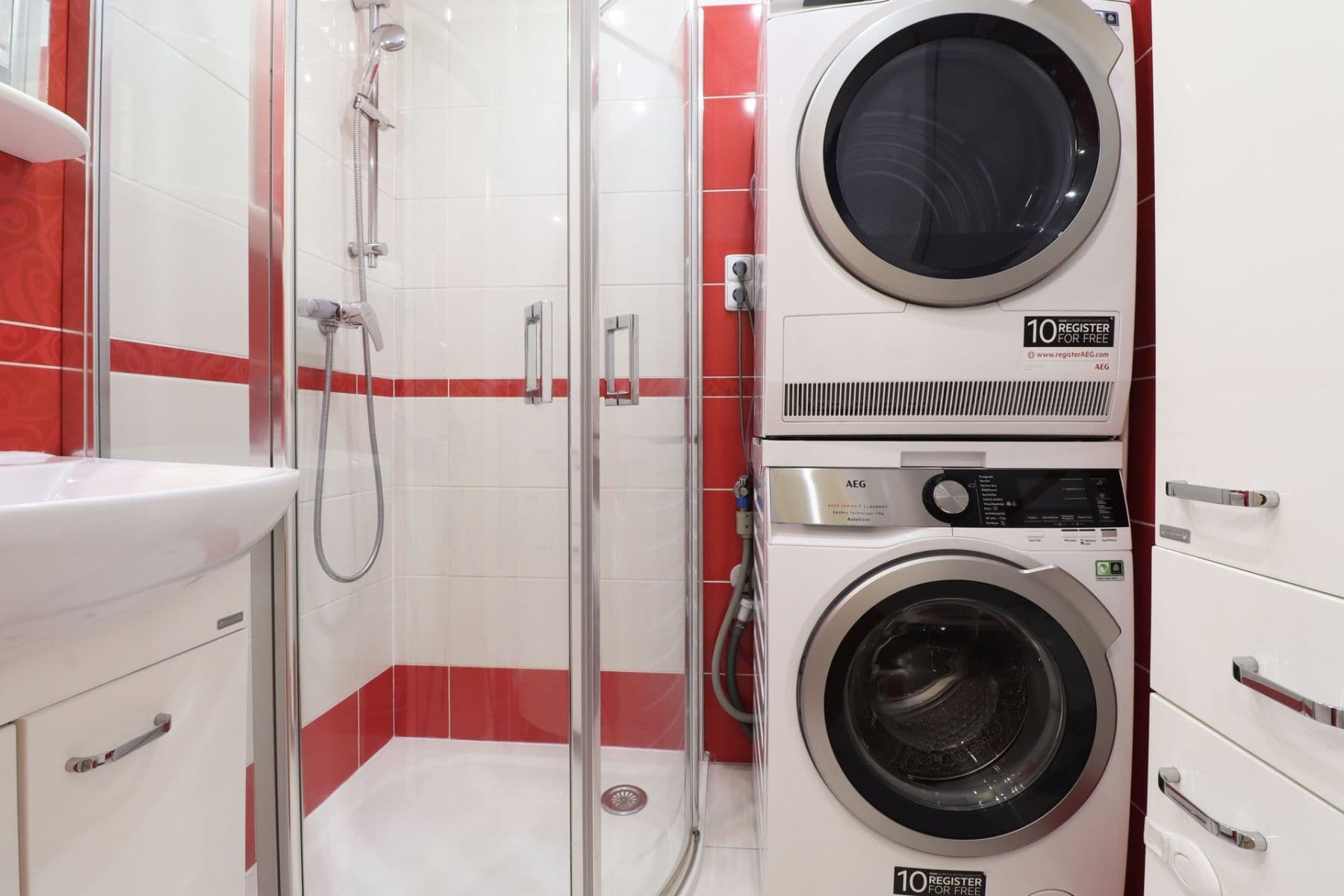 Prenájom bytu 2-izbový 55 m², Gutova, Praha, Praha Prenájom bytu 2-izbový 55 m², Gutova, Praha, Praha