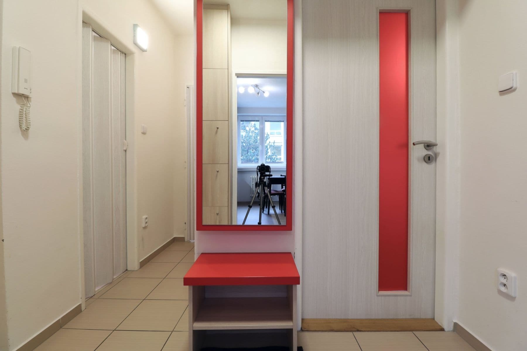 Prenájom bytu 2-izbový 55 m², Gutova, Praha, Praha Prenájom bytu 2-izbový 55 m², Gutova, Praha, Praha