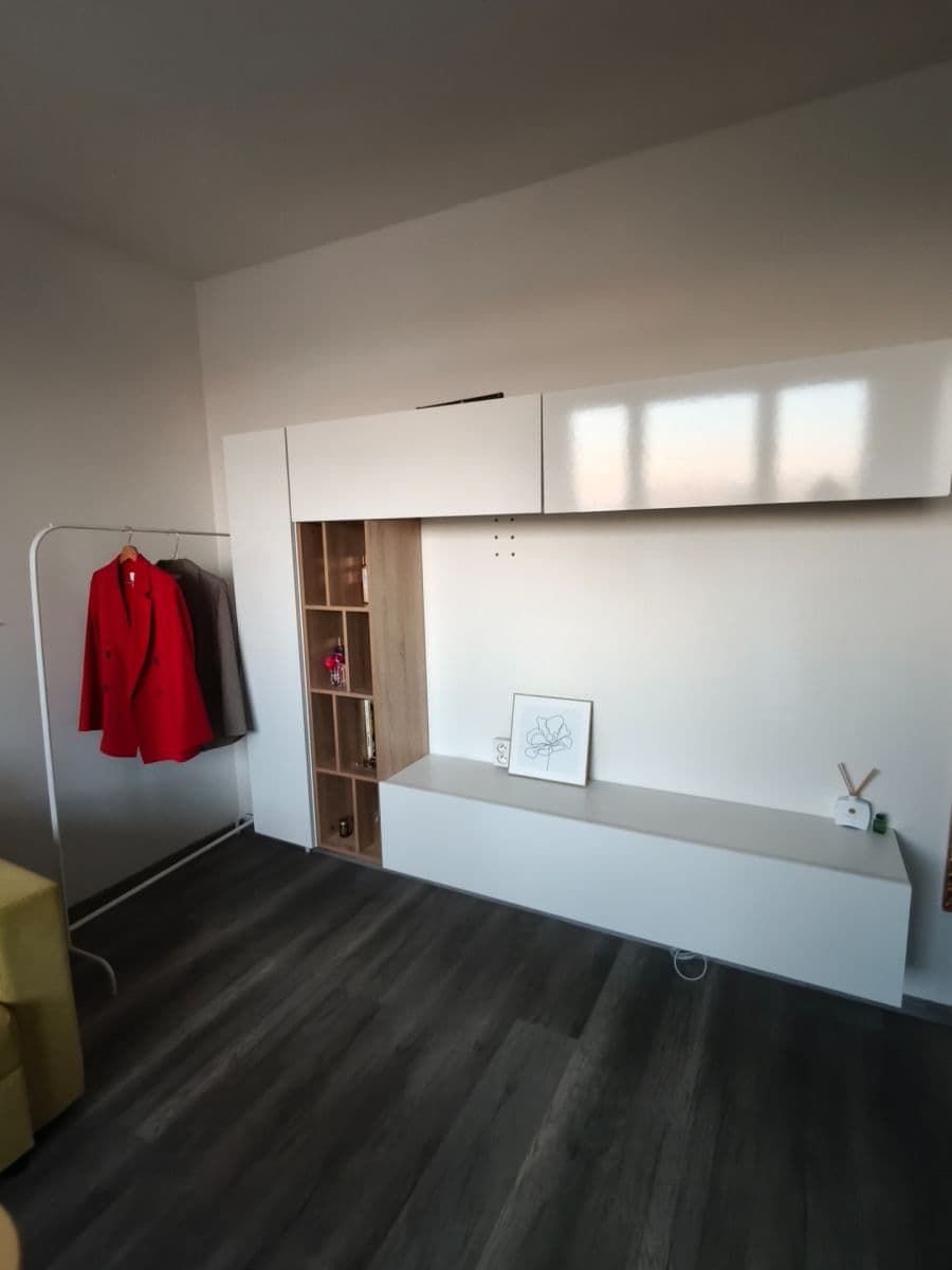 Prenájom bytu 1-izbový 23 m², Děčínská, Praha, Praha Prenájom bytu 1-izbový 23 m², Děčínská, Praha, Praha