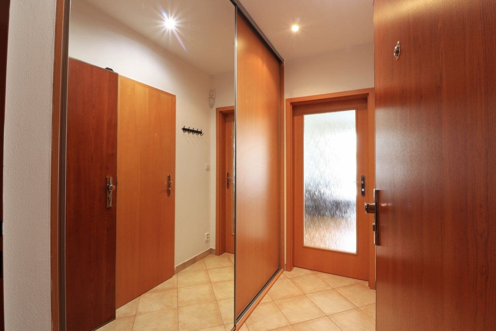 Prenájom bytu 1-izbový 29 m², Velenovského, Praha, Praha Prenájom bytu 1-izbový 29 m², Velenovského, Praha, Praha