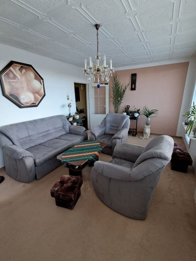 Predaj bytu 3-izbový 75 m², Pražského povstání, Benešov, Středočeský kraj Predaj bytu 3-izbový 75 m², Pražského povstání, Benešov, Středočeský kraj