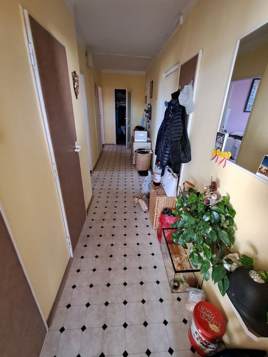 Predaj bytu 3-izbový 75 m², Pražského povstání, Benešov, Středočeský kraj Predaj bytu 3-izbový 75 m², Pražského povstání, Benešov, Středočeský kraj