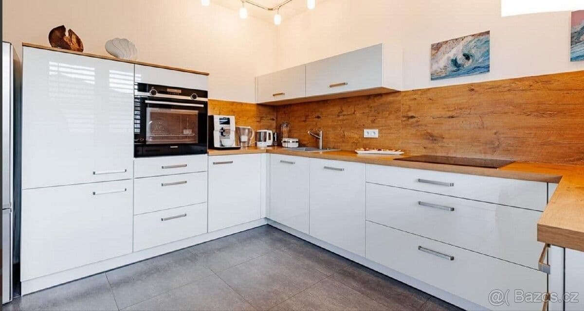 Prenájom domu 125 m², pozemek 1.193 m², Vrbovec, Jihomoravský kraj Prenájom domu 125 m², pozemek 1.193 m², Vrbovec, Jihomoravský kraj