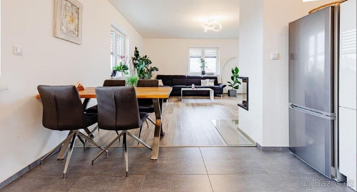 Prenájom domu 125 m², pozemek 1.193 m², Vrbovec, Jihomoravský kraj Prenájom domu 125 m², pozemek 1.193 m², Vrbovec, Jihomoravský kraj