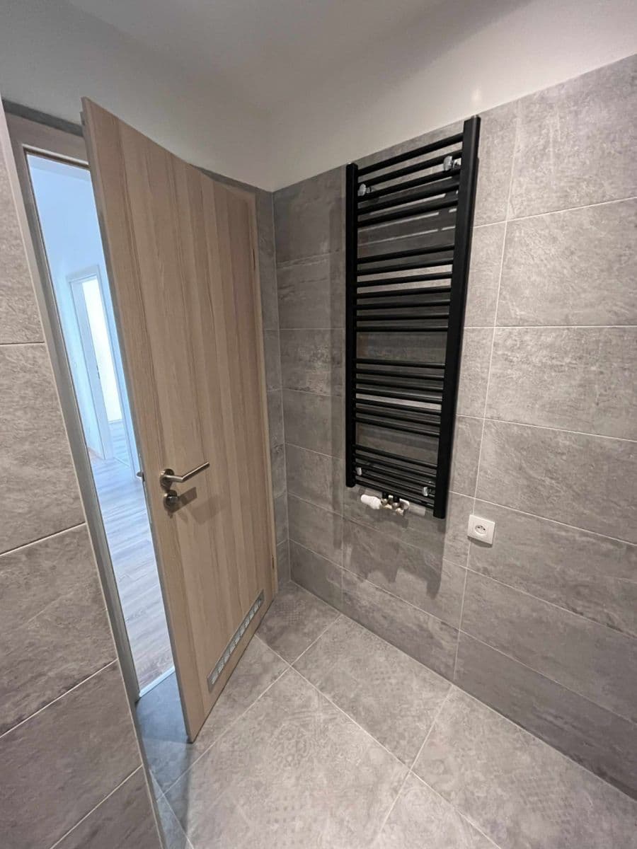 Predaj bytu 3-izbový 66 m², Sedlářova, Praha, Praha Predaj bytu 3-izbový 66 m², Sedlářova, Praha, Praha