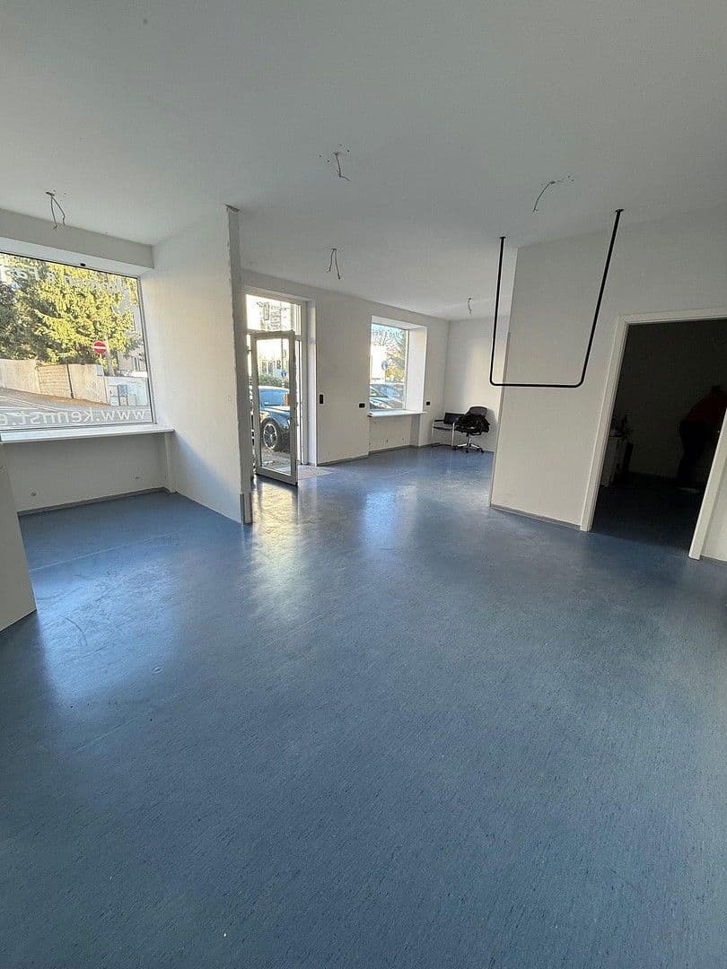 Prenájom kancelárie 100 m², Wilhelmstraße 16, Tulln an der Donau, Dolné Rakúsko Prenájom kancelárie 100 m², Wilhelmstraße 16, Tulln an der Donau, Dolné Rakúsko