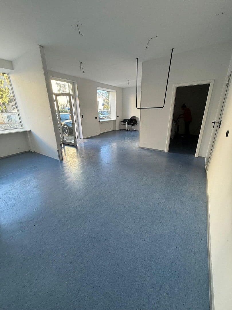 Prenájom kancelárie 100 m², Wilhelmstraße 16, Tulln an der Donau, Dolné Rakúsko Prenájom kancelárie 100 m², Wilhelmstraße 16, Tulln an der Donau, Dolné Rakúsko
