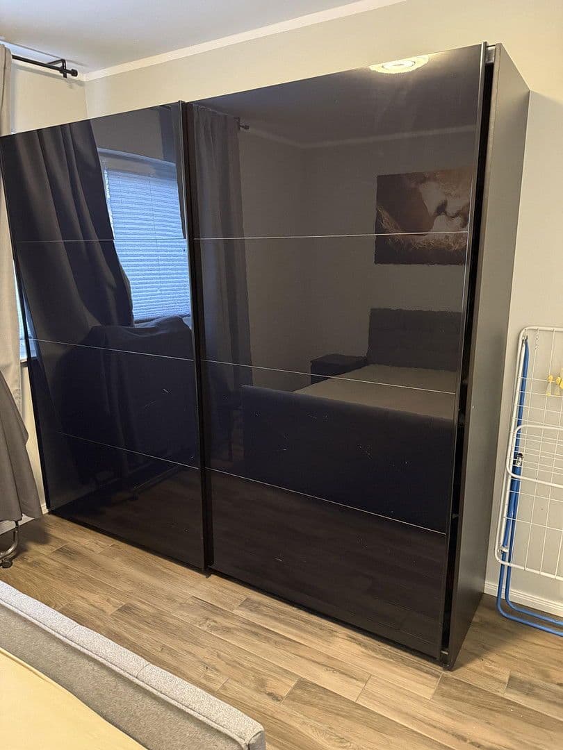 Prenájom bytu 2-izbový 75 m², Lyonstrasse 13, Berlin, Berlín Prenájom bytu 2-izbový 75 m², Lyonstrasse 13, Berlin, Berlín