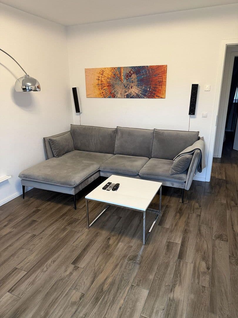 Prenájom bytu 2-izbový 75 m², Lyonstrasse 13, Berlin, Berlín Prenájom bytu 2-izbový 75 m², Lyonstrasse 13, Berlin, Berlín