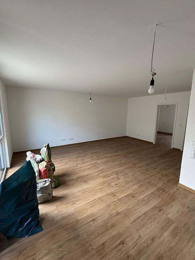 Prenájom bytu 2-izbový 66 m², Massenbachhausen, Bádensko-Wurttembersko Prenájom bytu 2-izbový 66 m², Massenbachhausen, Bádensko-Wurttembersko