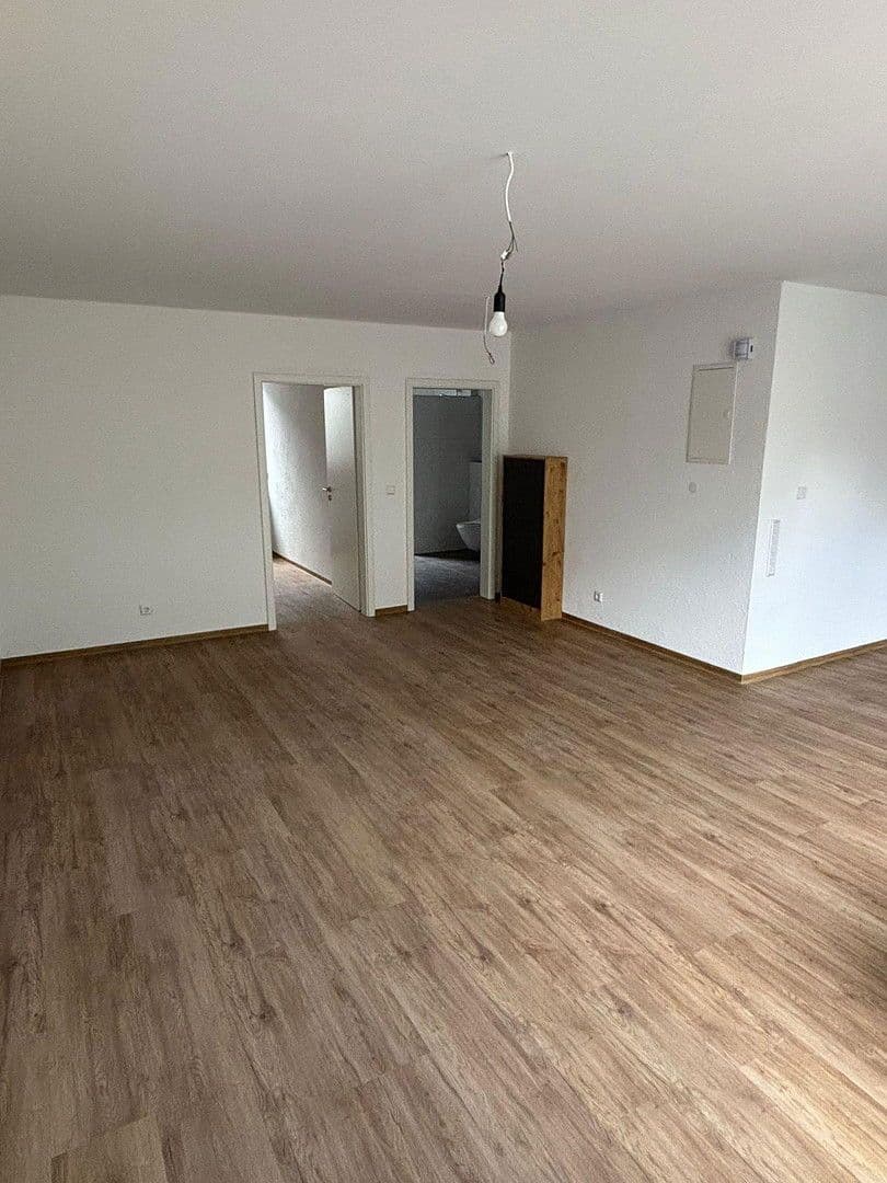 Prenájom bytu 2-izbový 66 m², Massenbachhausen, Bádensko-Wurttembersko Prenájom bytu 2-izbový 66 m², Massenbachhausen, Bádensko-Wurttembersko
