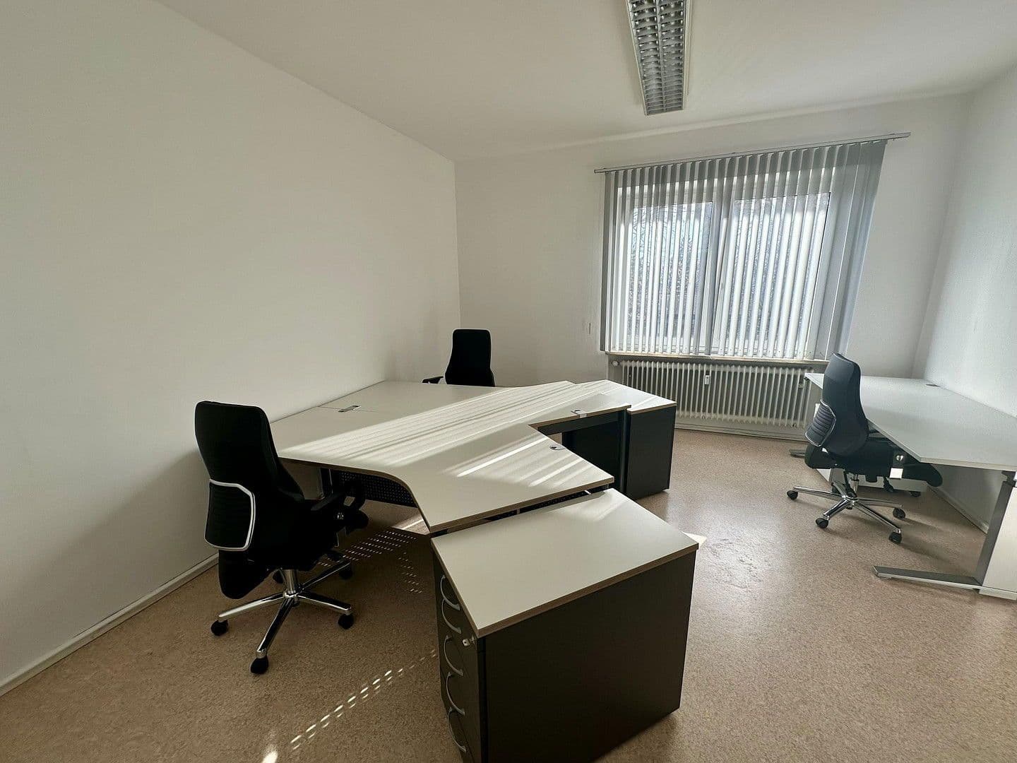 Prenájom kancelárie 120 m², Bahnhofstraße 21, Penzberg, Bavorsko Prenájom kancelárie 120 m², Bahnhofstraße 21, Penzberg, Bavorsko