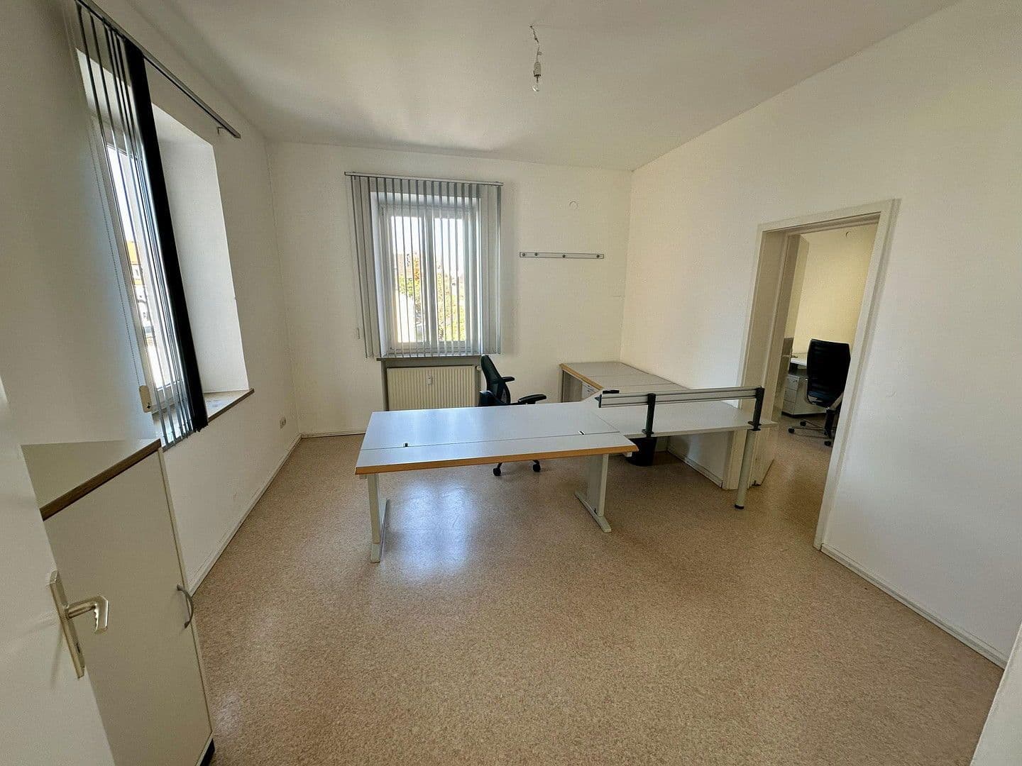 Prenájom kancelárie 120 m², Bahnhofstraße 21, Penzberg, Bavorsko Prenájom kancelárie 120 m², Bahnhofstraße 21, Penzberg, Bavorsko