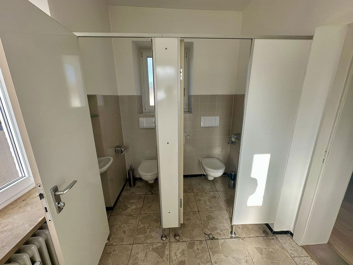 Prenájom kancelárie 120 m², Bahnhofstraße 21, Penzberg, Bavorsko Prenájom kancelárie 120 m², Bahnhofstraße 21, Penzberg, Bavorsko