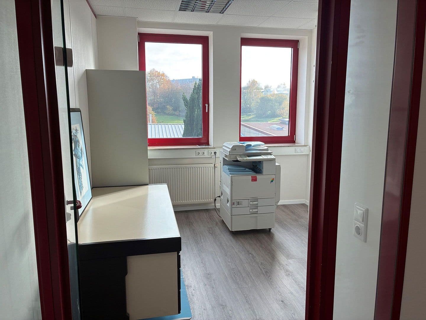 Prenájom kancelárie 620 m², Industriestrasse 48, Burscheid, Severné Porýnie - Westfálsko Prenájom kancelárie 620 m², Industriestrasse 48, Burscheid, Severné Porýnie - Westfálsko