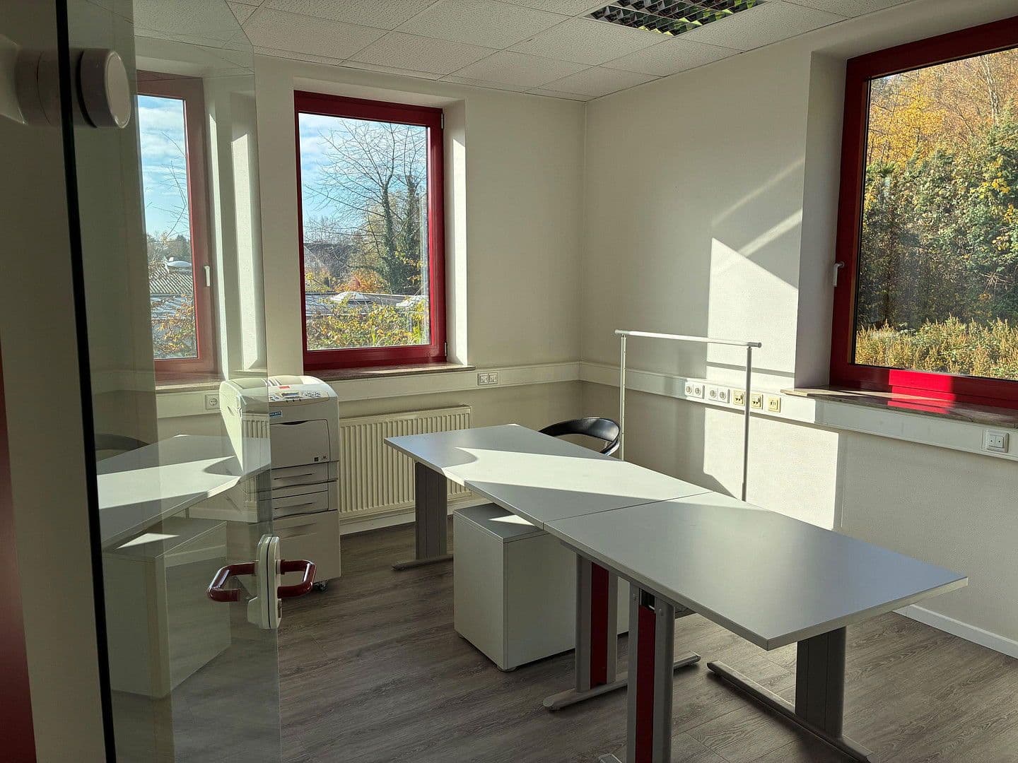 Prenájom kancelárie 620 m², Industriestrasse 48, Burscheid, Severné Porýnie - Westfálsko Prenájom kancelárie 620 m², Industriestrasse 48, Burscheid, Severné Porýnie - Westfálsko