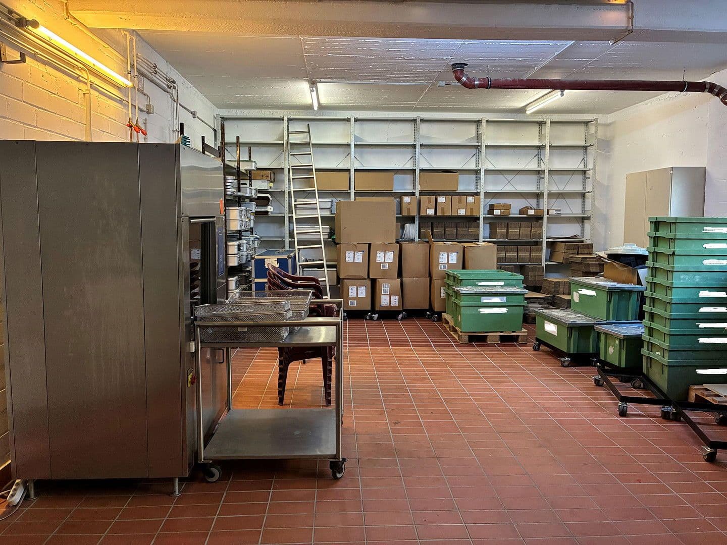 Prenájom kancelárie 620 m², Industriestrasse 48, Burscheid, Severné Porýnie - Westfálsko Prenájom kancelárie 620 m², Industriestrasse 48, Burscheid, Severné Porýnie - Westfálsko