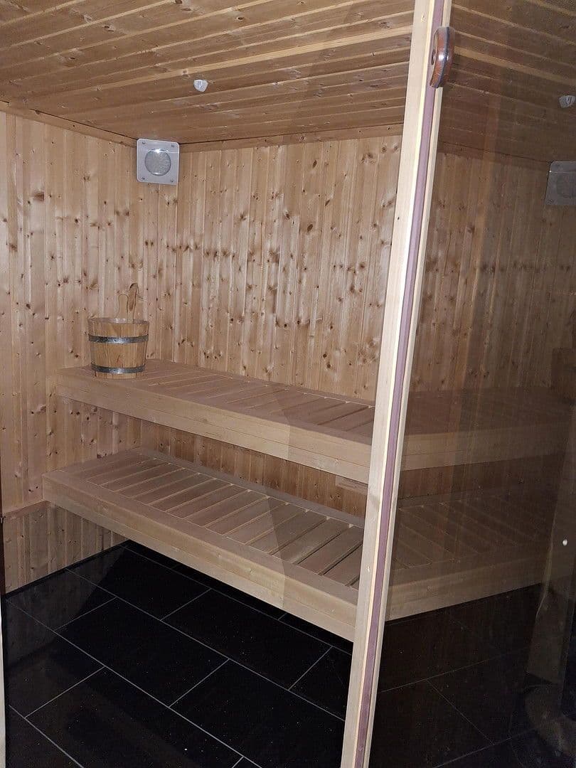 Predaj domu 150 m², pozemek 385 m², Paracelsusstr. 7, Ludwigshafen am Rhein, Porýnie-Falcko Predaj domu 150 m², pozemek 385 m², Paracelsusstr. 7, Ludwigshafen am Rhein, Porýnie-Falcko