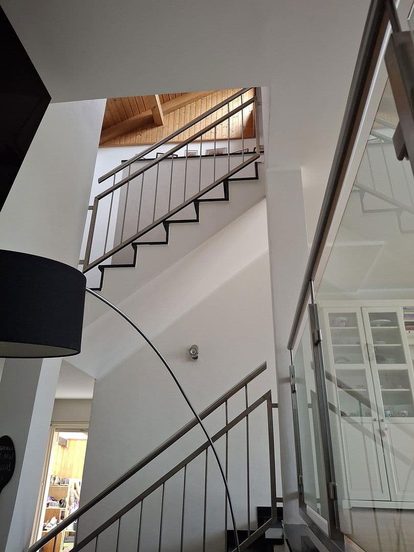 Predaj domu 150 m², pozemek 385 m², Paracelsusstr. 7, Ludwigshafen am Rhein, Porýnie-Falcko Predaj domu 150 m², pozemek 385 m², Paracelsusstr. 7, Ludwigshafen am Rhein, Porýnie-Falcko