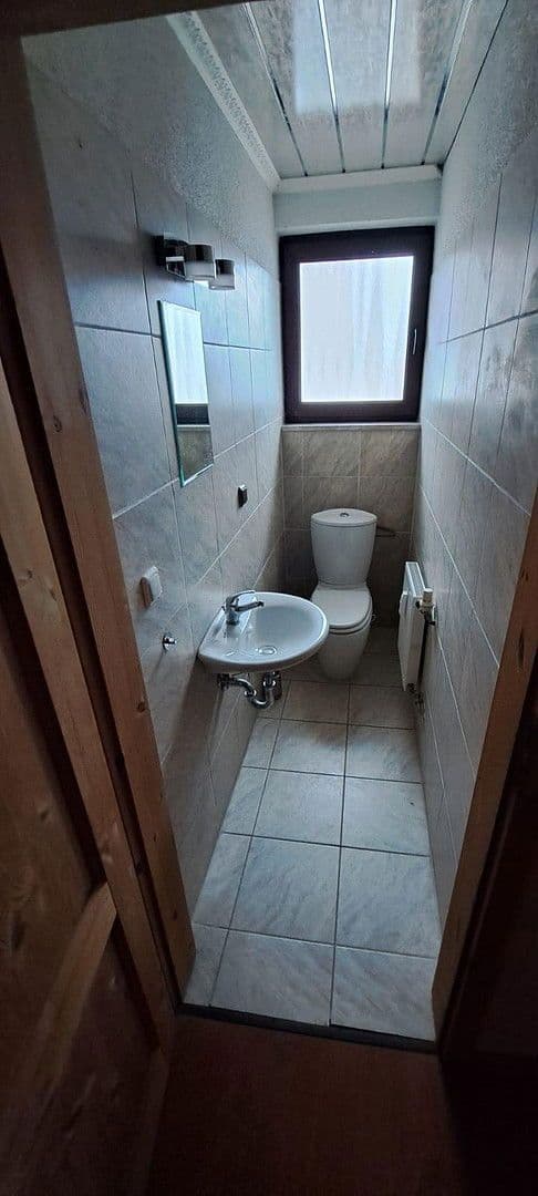 Prenájom domu 197 m², pozemek 500 m², Aloys Ruppel Straße 12, Rodenbach, Hesensko Prenájom domu 197 m², pozemek 500 m², Aloys Ruppel Straße 12, Rodenbach, Hesensko