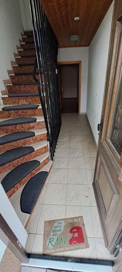 Prenájom domu 197 m², pozemek 500 m², Aloys Ruppel Straße 12, Rodenbach, Hesensko Prenájom domu 197 m², pozemek 500 m², Aloys Ruppel Straße 12, Rodenbach, Hesensko