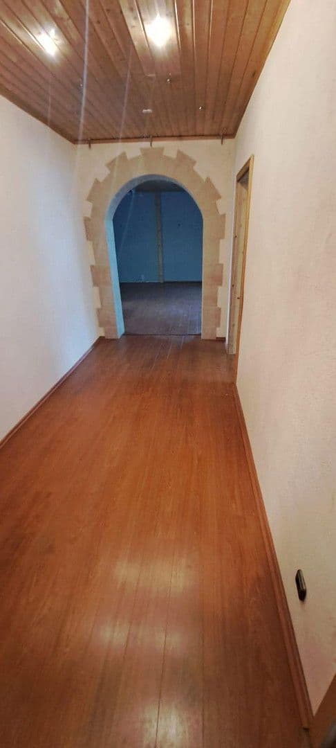 Prenájom domu 197 m², pozemek 500 m², Aloys Ruppel Straße 12, Rodenbach, Hesensko Prenájom domu 197 m², pozemek 500 m², Aloys Ruppel Straße 12, Rodenbach, Hesensko